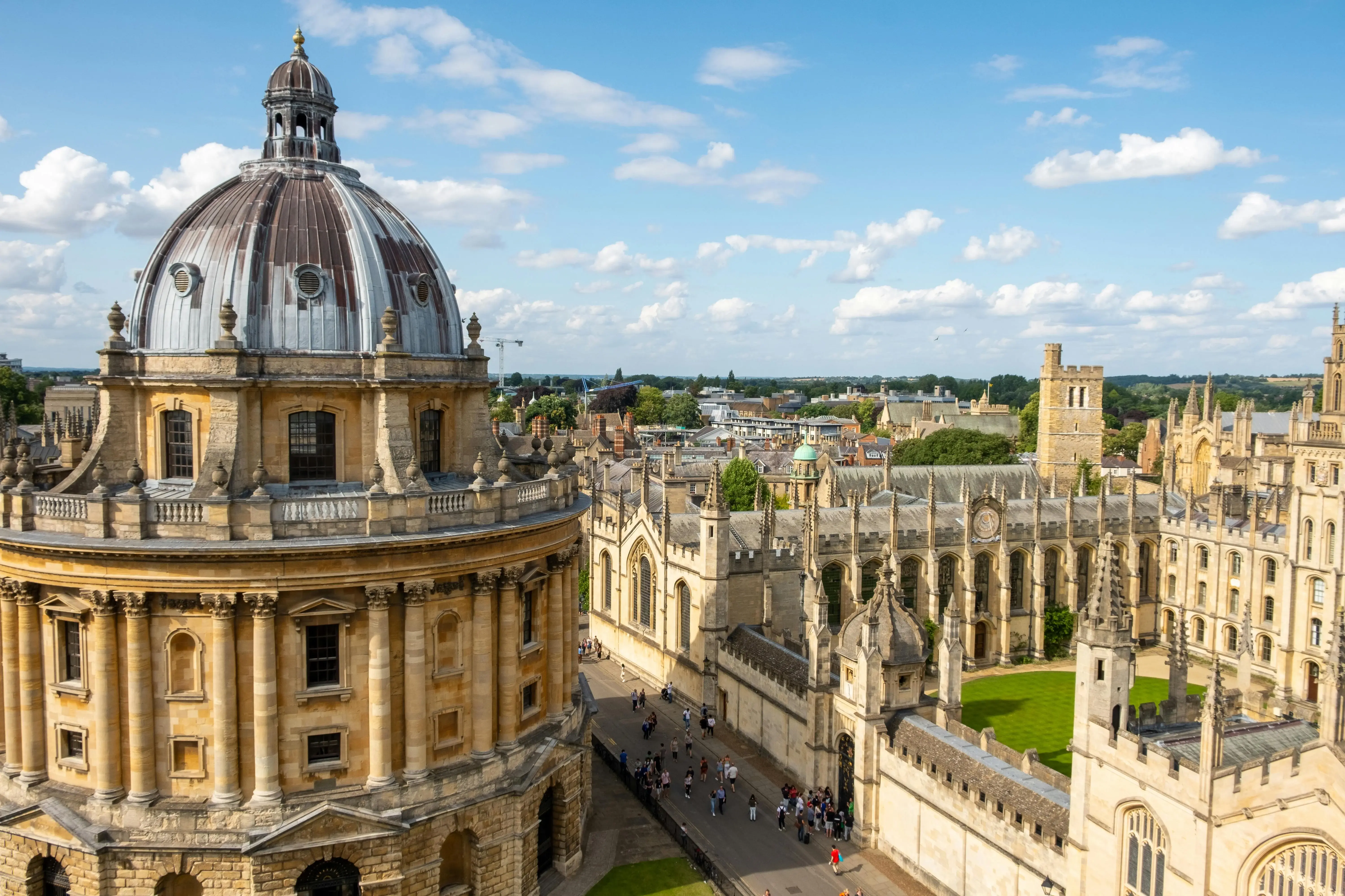 Oxford Taxi - Arena Airport Transfers